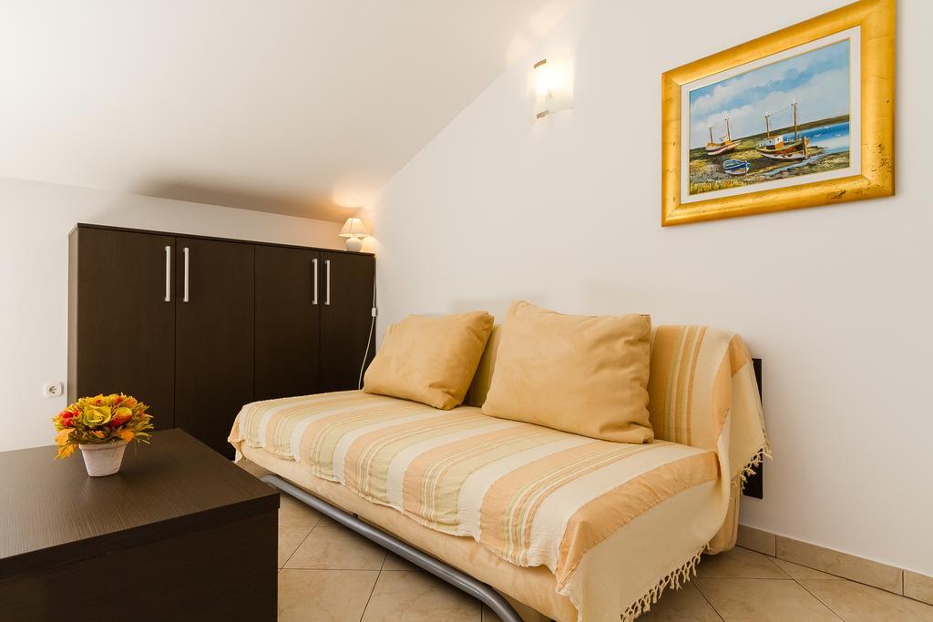 Apartments Vukelic Klenovica Pokoj fotografie