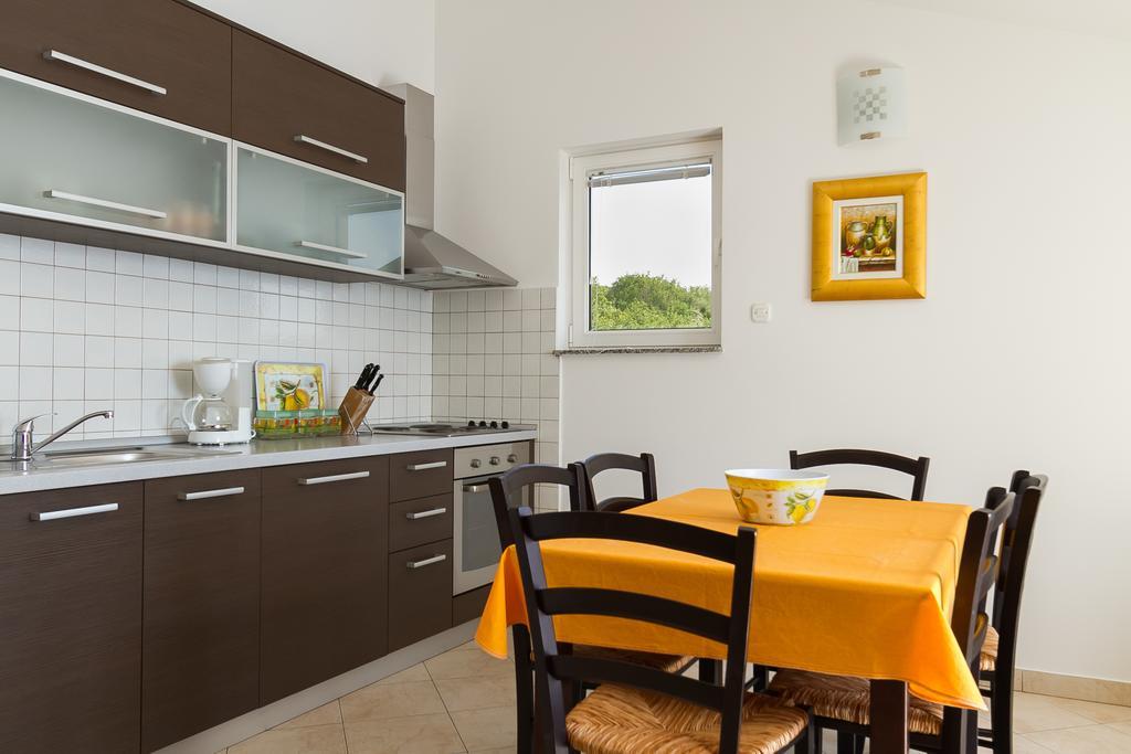 Apartments Vukelic Klenovica Pokoj fotografie